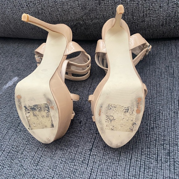 Marc Defang Pageant heels size 9.5 - Picture 5 of 5